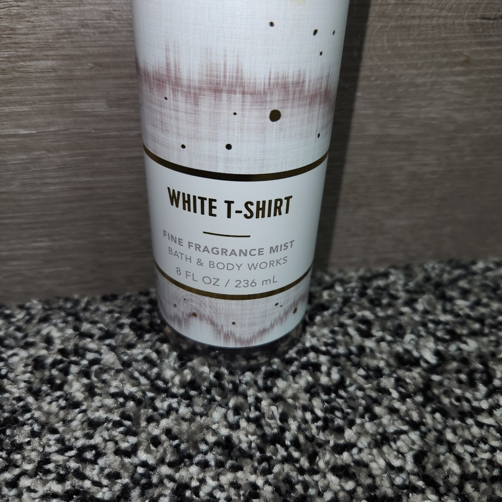 Bath & Body Works WHITE T-SHIRT Fragrance Mist 8 oz Spray, Discontinued,Rare New - Picture 2 of 7